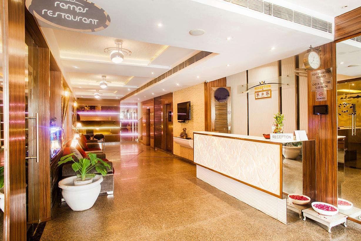 Hotel Poonam Plaza Agra  Exteriér fotografie