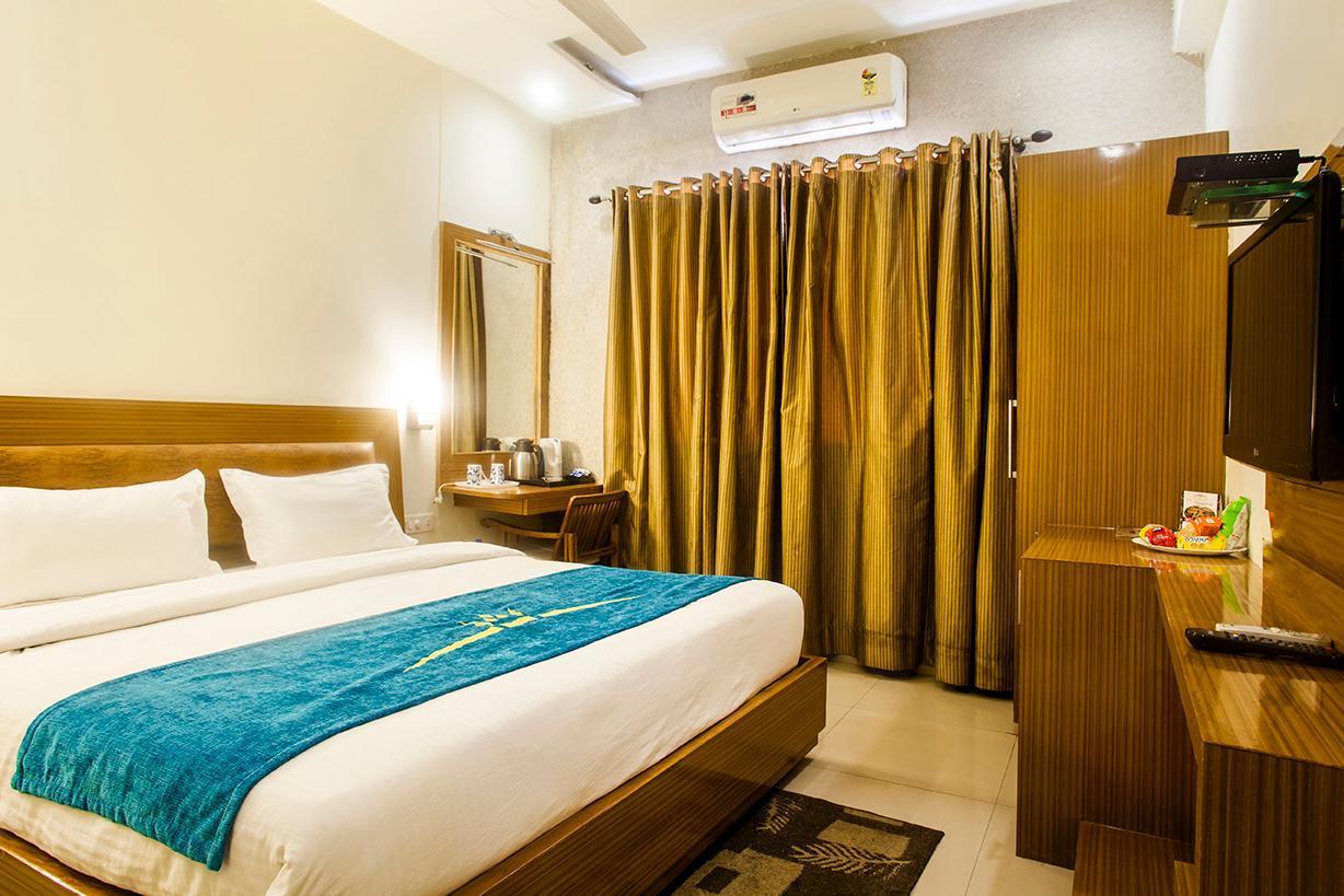 Hotel Poonam Plaza Agra  Exteriér fotografie